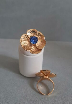 ANILLO FLOR ROYRO DORADO BRILLO Y CRISTAL AZUL